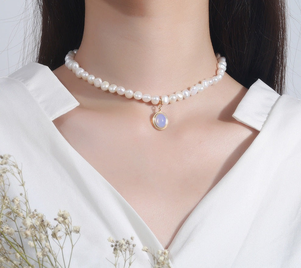 Round Medal Pearl Necklace Irregular Pearl